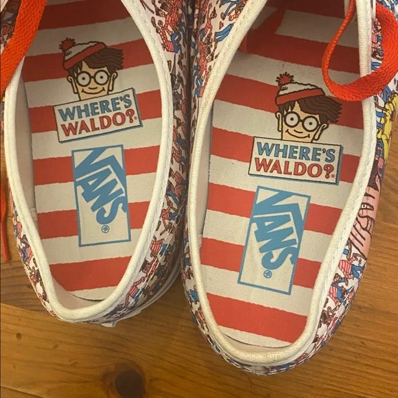NEW Vans 'Where's Waldo?' Red and White Sneakers Size 10.5 Men’s and Women’s 12 - Picture 4 of 5